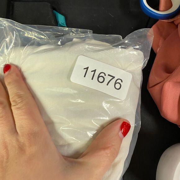 St. John Tank Women L Large White Striped Silk Sleeveless Round Neck Sheer - Picture 9 of 9